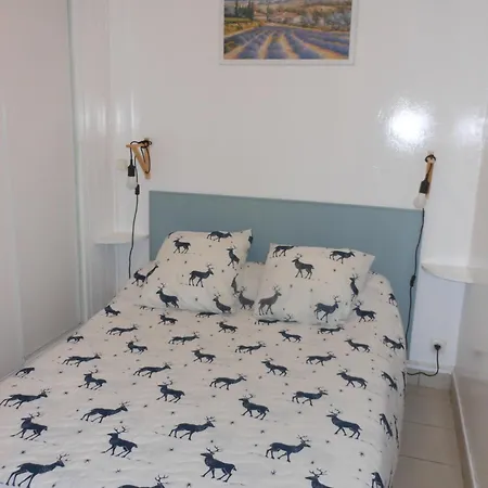 Meuble Dans Montagnard アパート Bagnères-de-Luchon