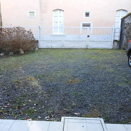 Meuble Dans Montagnard アパート